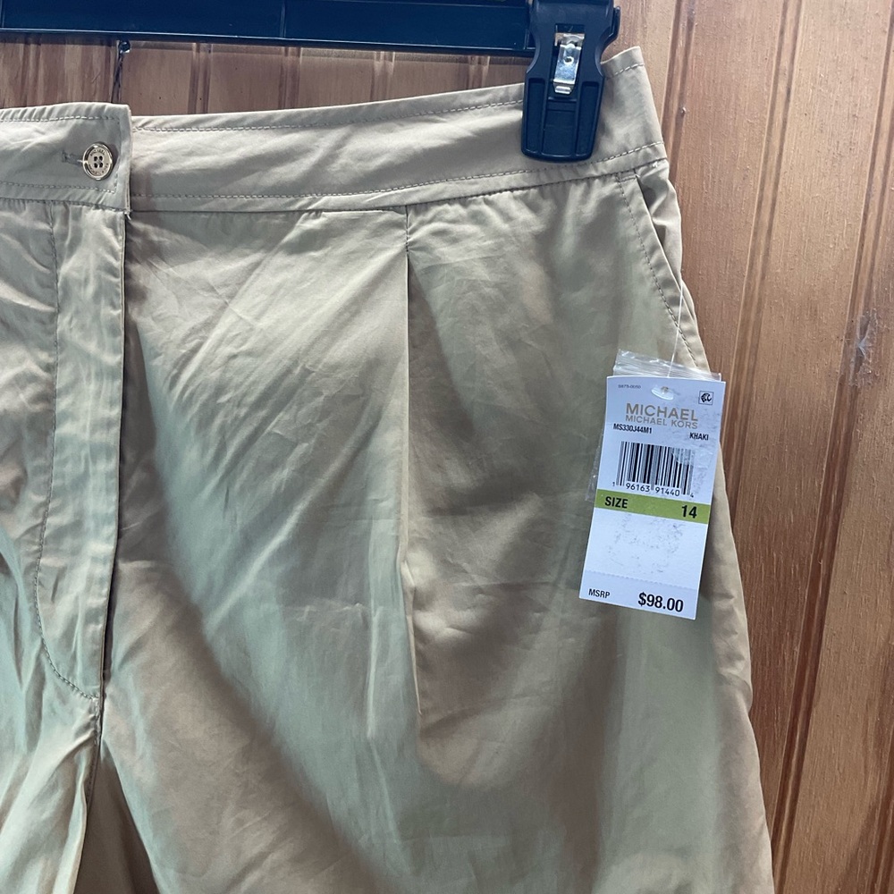 Michael Kors Tan Shorts with Flat-Front Design - Picture 2 of 5